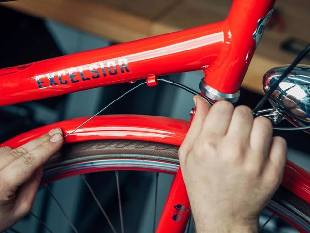 Проверка состояния тормозных и переключательных тросов