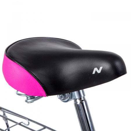 Велосипед Novatrack Candy 20" (2023) (Велосипед NOVATRACK 20", CANDY, белый, полная защита цепи, тормоз нож., сумочка на руль, крылья и ба)